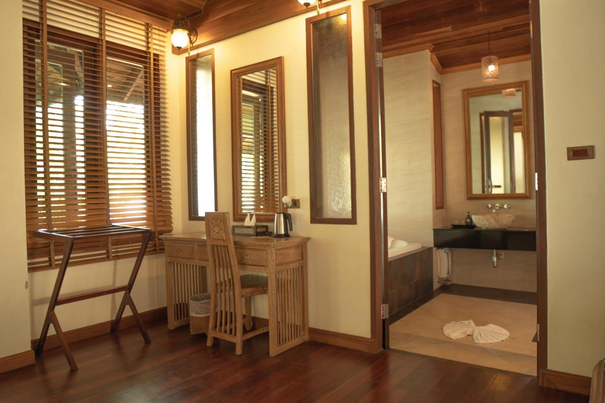 Chivapuri Beach Resort Koh Chang Exterior foto